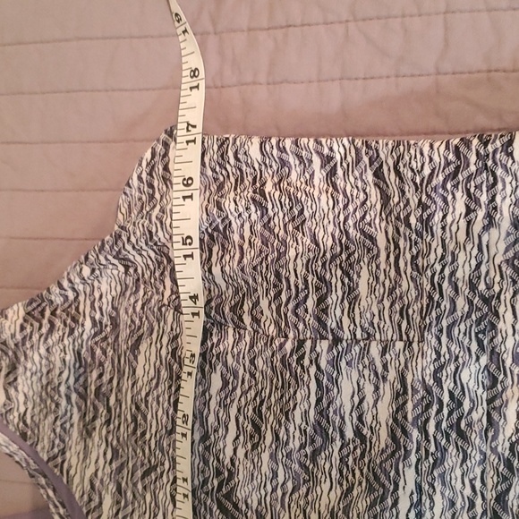 MPG halter dress - Picture 4 of 7